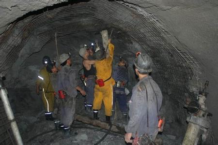元阳工程爆破中的危险因素分析以及应对工程爆破危险的措施